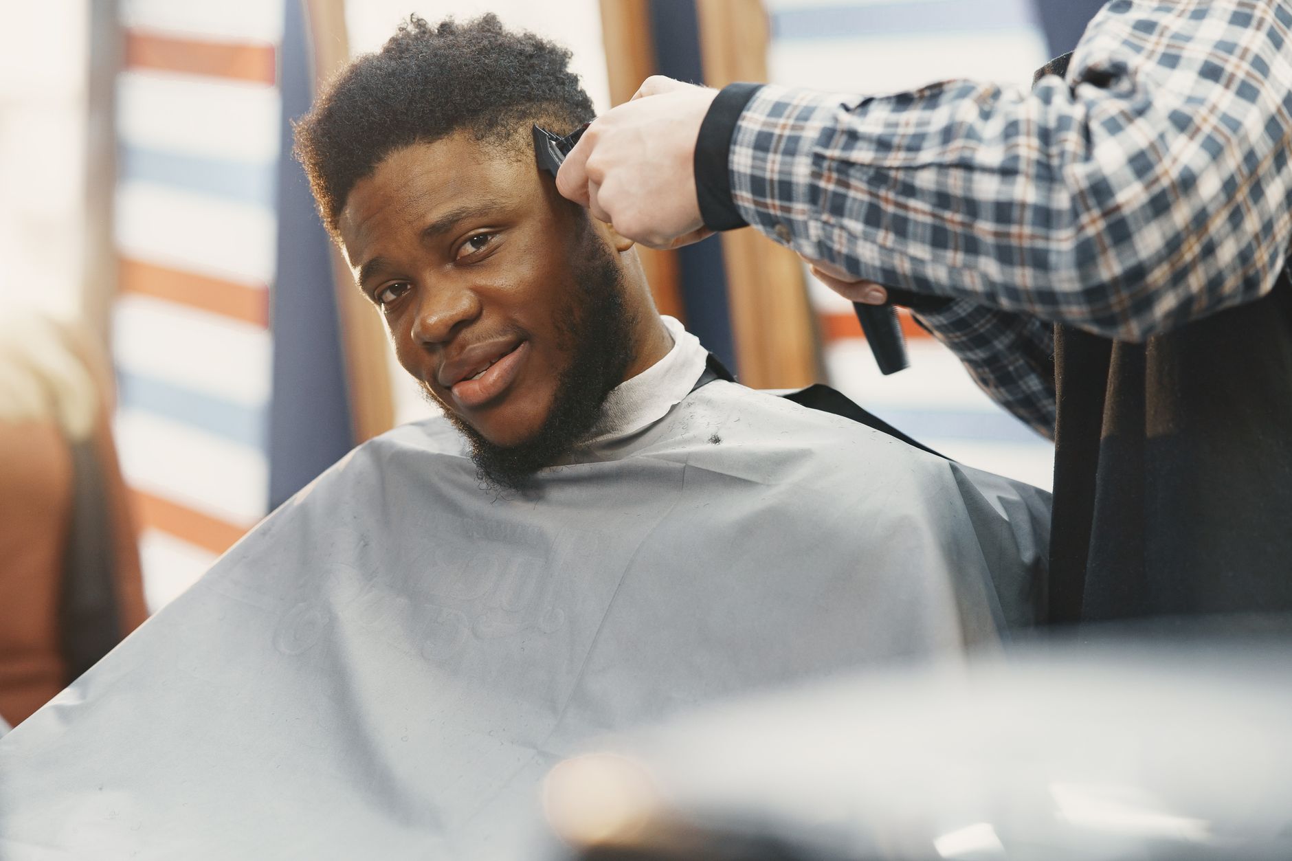 Retrato de Emiliano Cruz, Fundador · Navaja clásica en Urban Barber